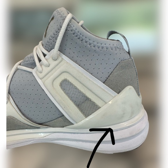PUMA Ignite Sneaker.  Size 8.5. - Picture 7 of 9